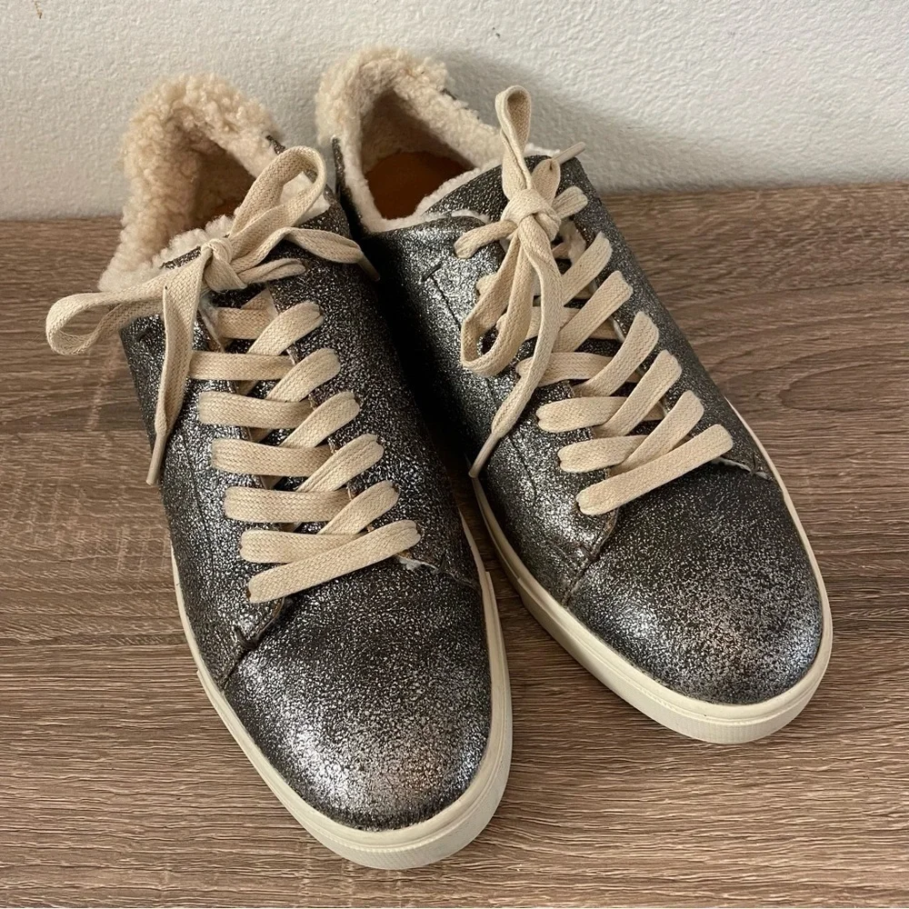 FRYE Ivy Shearling Low Lace In Anthracite, Size 8.5